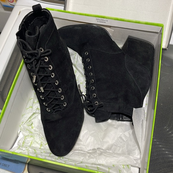Sam Edelman Shoes - Sam Edelman black suede booties. Size 7.5
